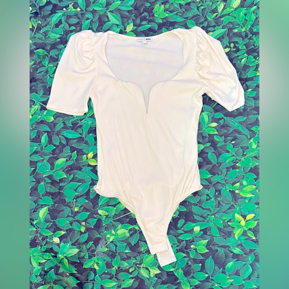 SALE NEW Fashion Nova White Bodysuit Never Worn Ready To Ship Offers Welcomed